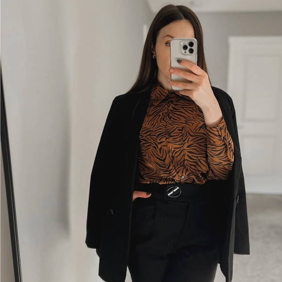 ZARA Animal print shirt. Brand new. Size S. 100% polyester - Picture 1 of 5